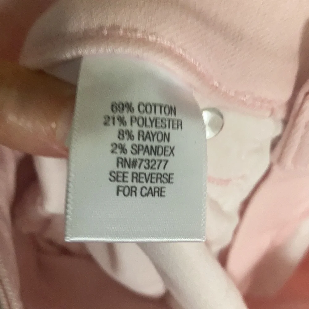 Croft & barrow pink jean mid rise Capri with floral scarf belt size 4 - Picture 17 of 17